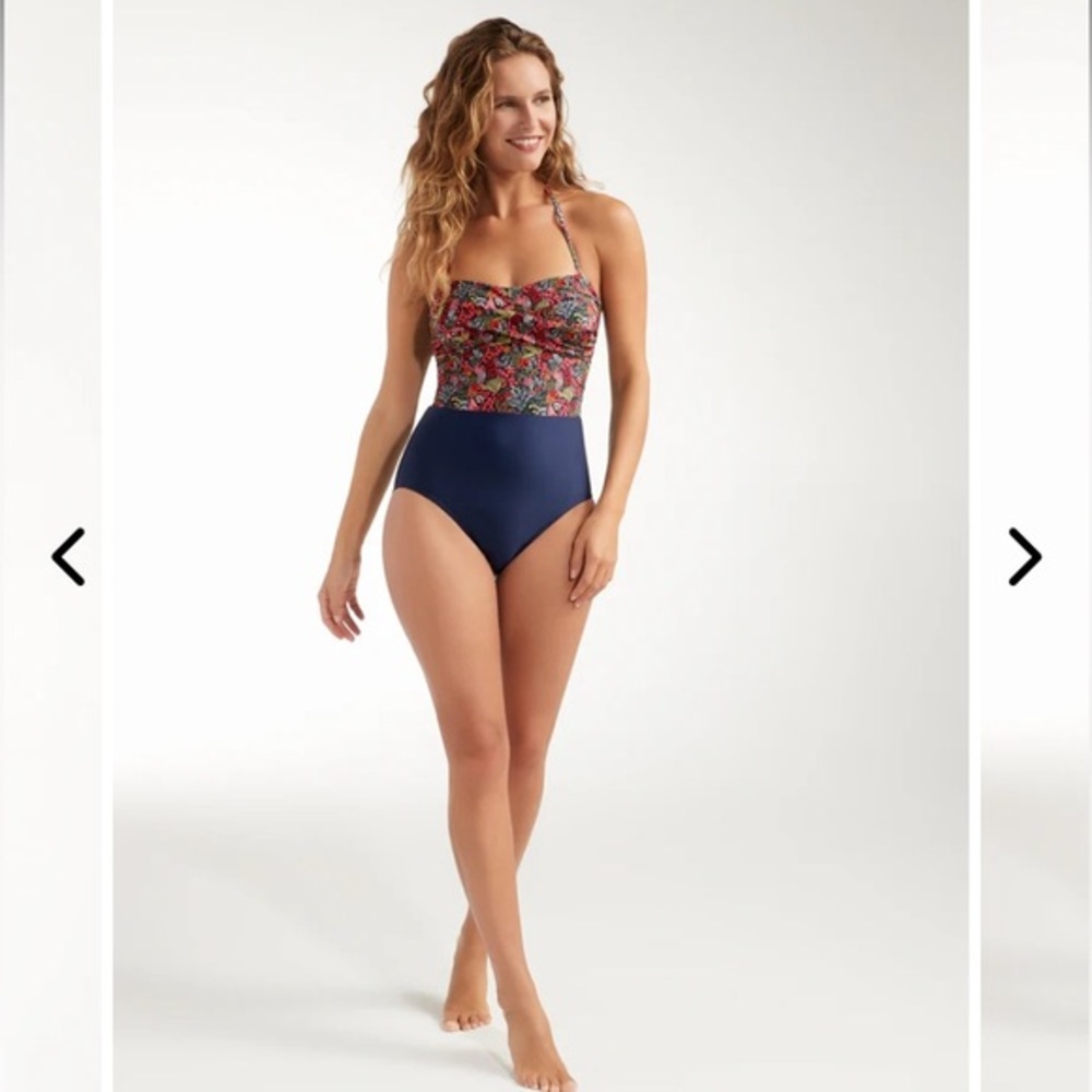 Hermoza One piece swim suit size 12 Liz Indra navy blue floral halter‎ bandeau